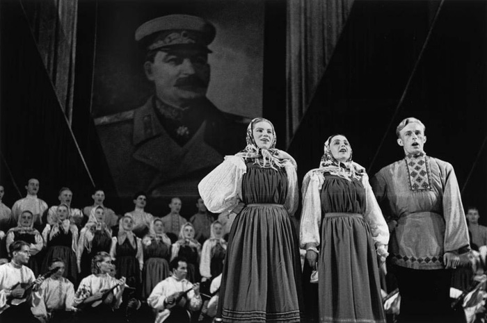 Song about Stalin, Moscow, 1947 by Robert Capa (c) Magnum