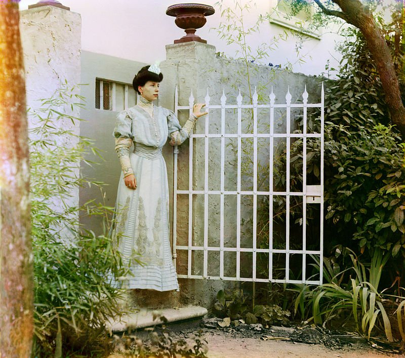 sergey-prokudin-gorsky-italian-lady