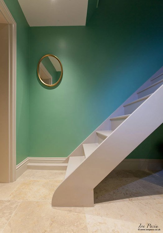 interior-design-photography-london-ion-paciu-hall-staircase