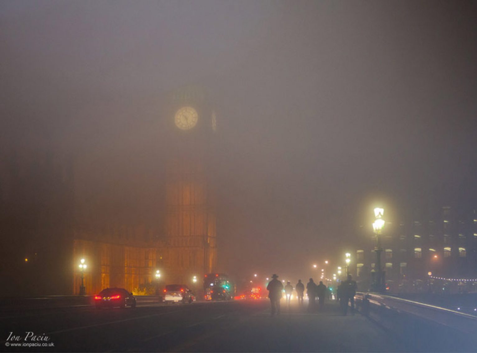 foggy-london-big-ben-westminster-ion-paciu