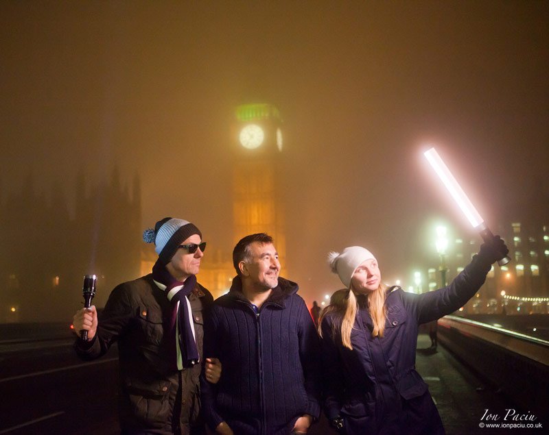 foggy-london-city-lights-ion-paciu-selfie