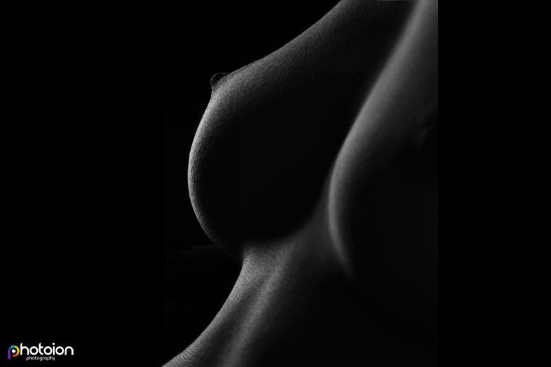Nude Art Photography Workshop in Central London - Body Close up