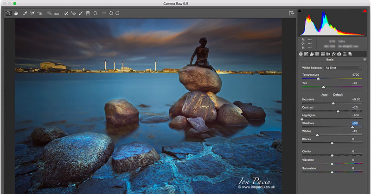 Adobe Photoshop versus Adobe Lightroom