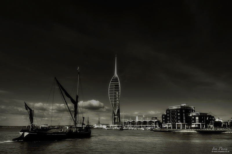photoion-school-cityscape-harbour-photography-port-ship-portsmouth-marina-emirates-spinnaker-tower