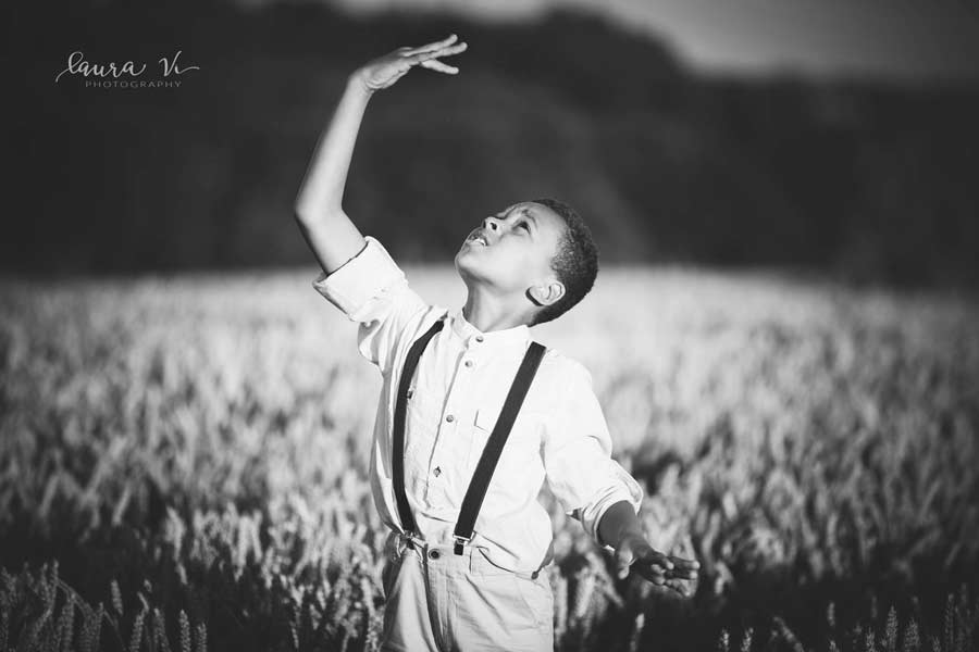 laura-visinskaite-natural-light-portrait-kid